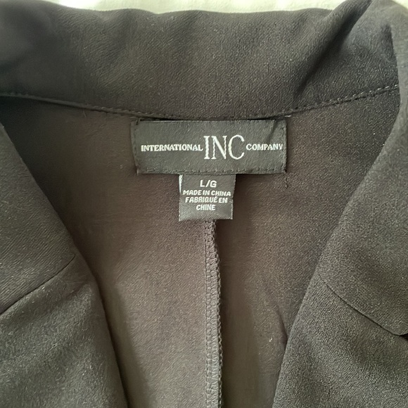 Women’s black blazer - Picture 2 of 3